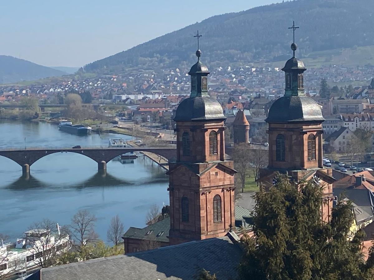 Hotel Zum Riesen - Aelteste Fuerstenherberge Deutschlands Miltenberg Bagian luar foto