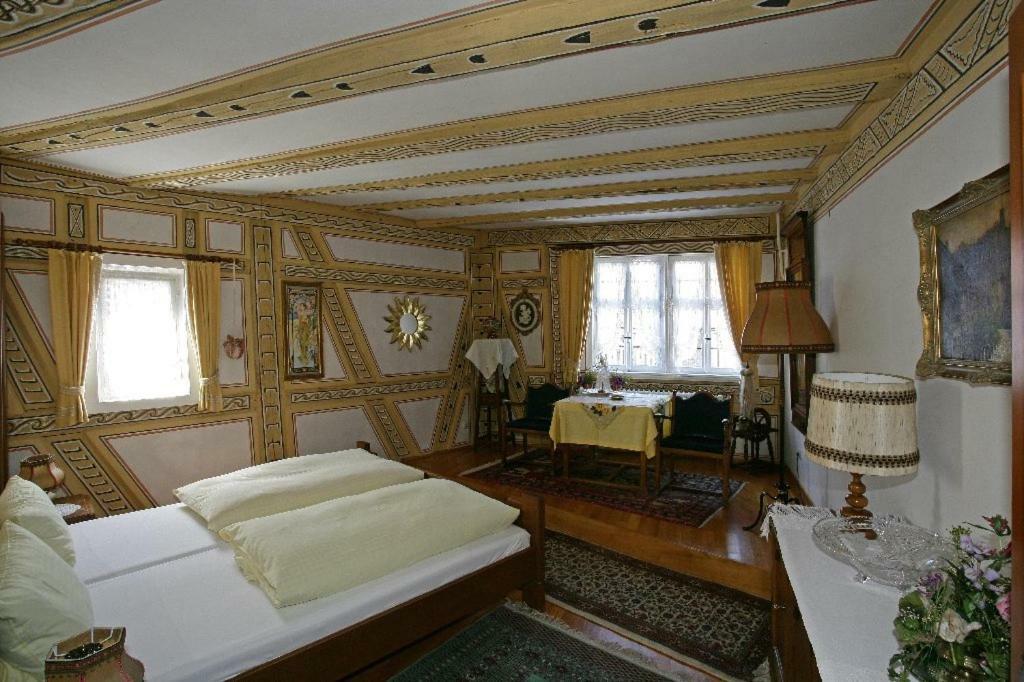 Hotel Zum Riesen - Aelteste Fuerstenherberge Deutschlands Miltenberg Bagian luar foto